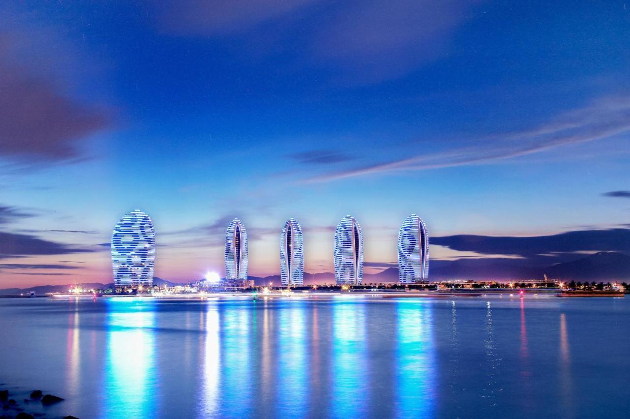 Wenhao Seaview Hotel Sanya Exteriör bild